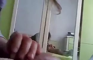 XXX ఇష్టపడ్డారు లోపలకు తీసుకోవడం స్పెర్మ్ ఆమె భర్త