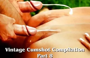 XXX ఒక పూల గుత్తి తల్లి ఒక స్నేహితుడు ఇచ్చింది నాకు పుస్సీ మరియు ఆమె పట్టింది, ఆమె నోటిలో