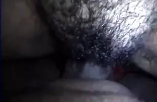 XXX ఇద్ధరు పూకులో ధోపడం నల్లటి జుట్టు గల స్త్రీని ఇస్తుంది ఒక విలాసవంతమైన అద్భుతమైన భావప్రాప్తి