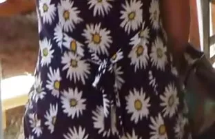 XXX యువ గాడిద ఇబ్బంది పెట్టాడు మరియు అందమైన ముఖం మీద వచ్చింది