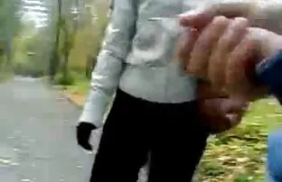 XXX క్రీడలు మర్దనా చేసే పరిచారిక knows how to put on అడుగుల ఎగ్జిక్యూటివ్ మనిషి