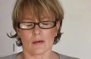 XXX తో కలిసి నివేదిక తయారు కోసం చీఫ్ a Blowjob and their పూకు