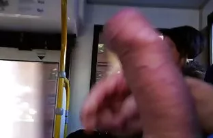 XXX నల్లటి జుట్టు గల స్త్రీని తో పెద్ద చురుకైన మోలలు ఇస్తుంది ముడ్డి నుండి ఆమె ప్రియుడు