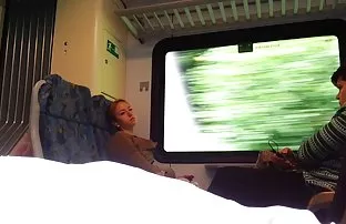 XXX సవతి తో పంచుకున్నారు. తన ప్రియమైన సవతి తల్లి, ఆమె కఠినమైన ప్రియుడు