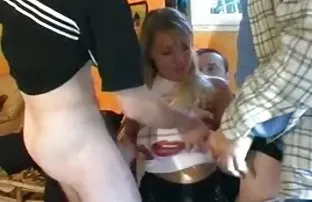 XXX పరమాద్భుతం నల్లటి జుట్టు గల స్త్రీని అంగీకరించింది వీలు స్నేహితుడు అన్ని రంధ్రాలు న కెమెరా