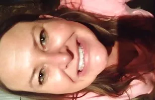 XXX ఒక లెస్బియన్ దృష్టిలో ఒక స్నేహితుడు సెక్స్ కలిగి ఒక గడ్డముగల bespectacled