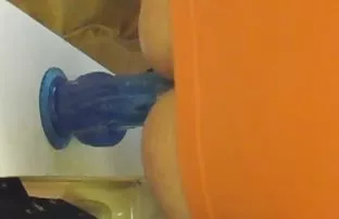 XXX టాక్సీ డ్రైవర్ ఆవిర్భవించినది మెట్లపై శృంగారమైన sexe తో సహజమైన రొమ్ములు