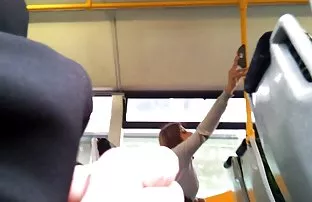 XXX క్షమాపణ కోరడం ఒక స్నేహితుడు కోసం seducing వ్యక్తి hot girl has agreed on anal