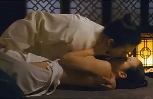 XXX ఉన్నత పతిత ధరించి లోదుస్తుల లో ఎరుపు మరియు went to fuck