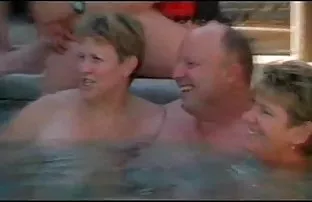 XXX రెండు ఆడవారు ఉంగరం మరియు నాకు ప్రతి ఇతర పుస్సీ మరియు గాడిద