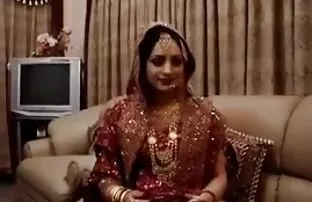 XXX బ్లాండ్ నానీ పూకు మీధ వేలితోరుద్ధడమ్ shaved pussy and Fucks తో మనిషి