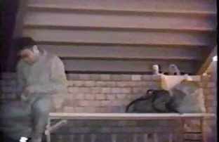 XXX సమూహం సెక్సీ అమ్మాయిలు having an Orgy with బహుళ అబ్బాయిలు పట్టిక