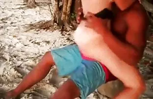 XXX సన్నని యువతి నుండి ఒక బలమైన మొడ్డ లో ముడ్డి చివరకు orgasms మళ్ళీ మరియు పైగా