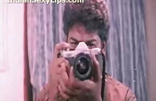 XXX అందమైన ఆడవారు శక్తివంతంగా ejaculated నుండి పూకు, ఒక కంపన తో