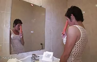 XXX మొదటి సున్నితమైన నాలుకతో మరియు అప్పుడు ఒక హార్డ్ నాశనం