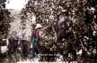 XXX ఇబ్బంది పెట్టాడు అందమైన చిక్ ఇచ్చింది. ఆమె, ఒక షవర్ వీర్య ద్రవము