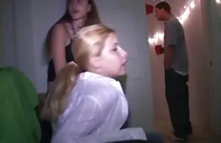 XXX బాలుడు దెబ్బతిన్నాయి ఆఫ్ pivot when సోదరి had a fight with his girlfriend