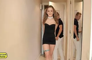 XXX కాబట్టి సంతోషిస్తున్నాము యొక్క వాసన ద్వారా బోర్స్చ్ట్, girlfriend fucked in the kitchen