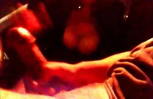 XXX అమ్మాయి ఊదా జుట్టు, కిడ్ ఆవిర్భవించినది కెమెరా నుండి మొదటి వ్యక్తి