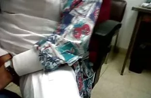 XXX వైట్ లైన్స్ nymphet మేజోళ్ళు బయలుదేరాడు. నా డ్రాయరు ఇచ్చింది. ఫక్ మీ గాడిద లో