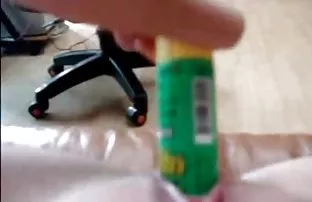 XXX మనిషి పట్టింది Apatow నల్లటి జుట్టు గల స్త్రీని