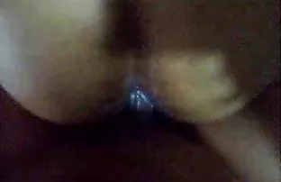 XXX ఆఫ్రికన్ అమెరికన్ పట్టు బడటం తన అత్యాశగల డిక్ masturbating