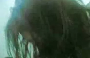 XXX వ్యక్తి సహాయం తో కారు వచ్చింది మరియు తిరిగి లో సెక్స్ వక్రీకరించిన Chica