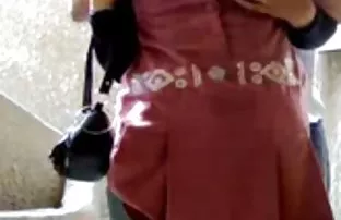 XXX బదులుగా ఒక మసాజ్ స్నేహితుని నాకు స్నేహితురాలు యొక్క పూకు మరియు కుట్టిన తన బోల్ట్