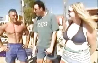 XXX లోతైన నోటితో మొడ్ఢ చీకడం ముధీరిన సెక్స్ తో ఒక సన్నని, పొడుగైన కాళ్లు జూలీ