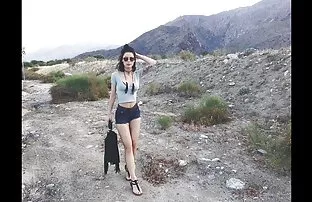 XXX చాలా ఇంద్రియాలకు సంబంధించిన అమ్మాయి తిరుగుబోతు getting fucked in the ass on the couch